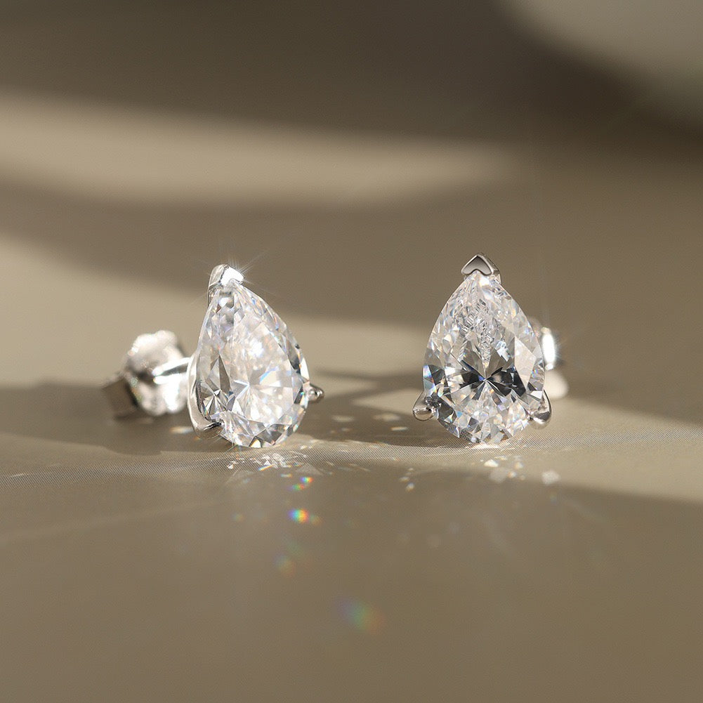 Teardrop Diamond Necklace