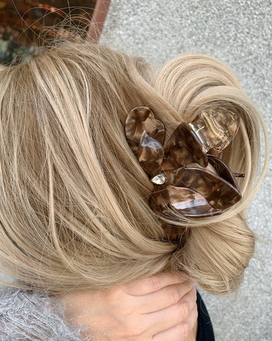 French Chic Triangle Clip