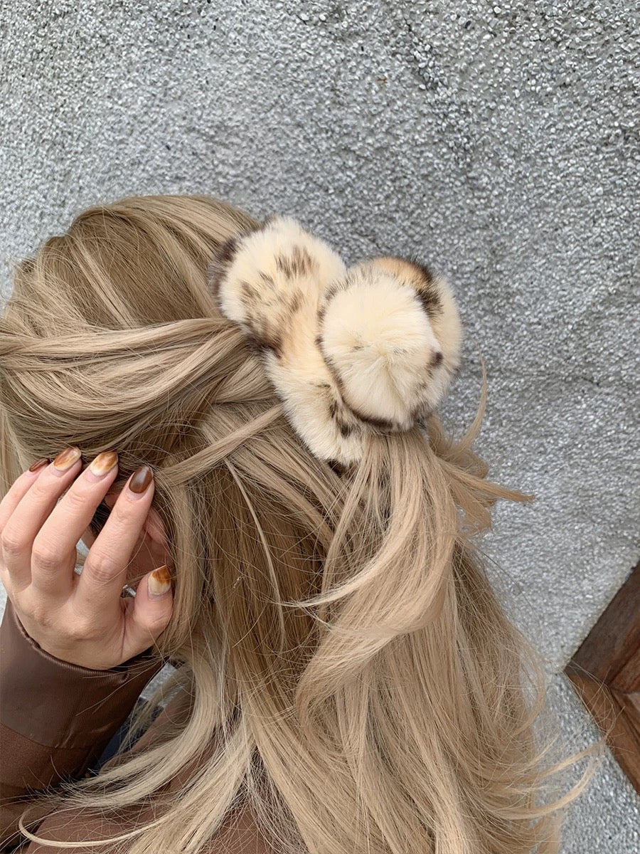 Furry Claw Clip