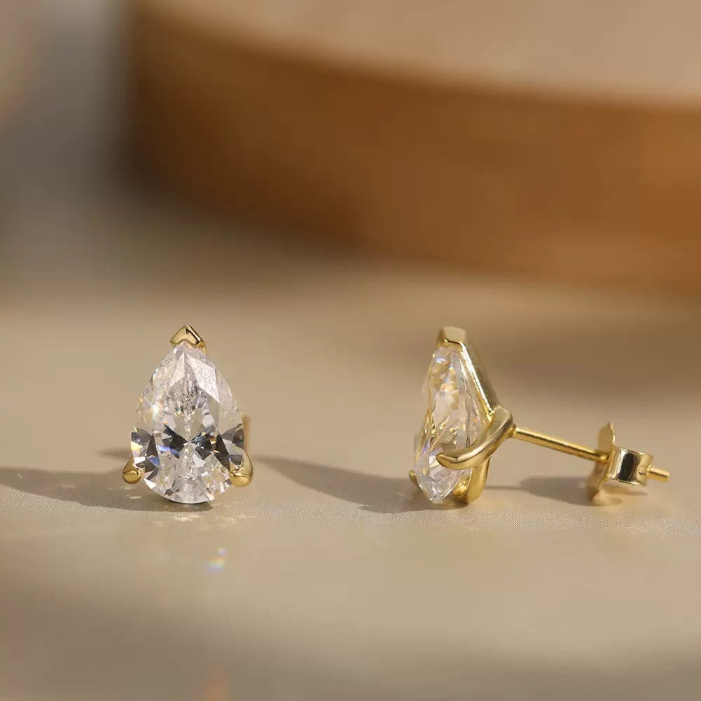 Teardrop Diamond Necklace