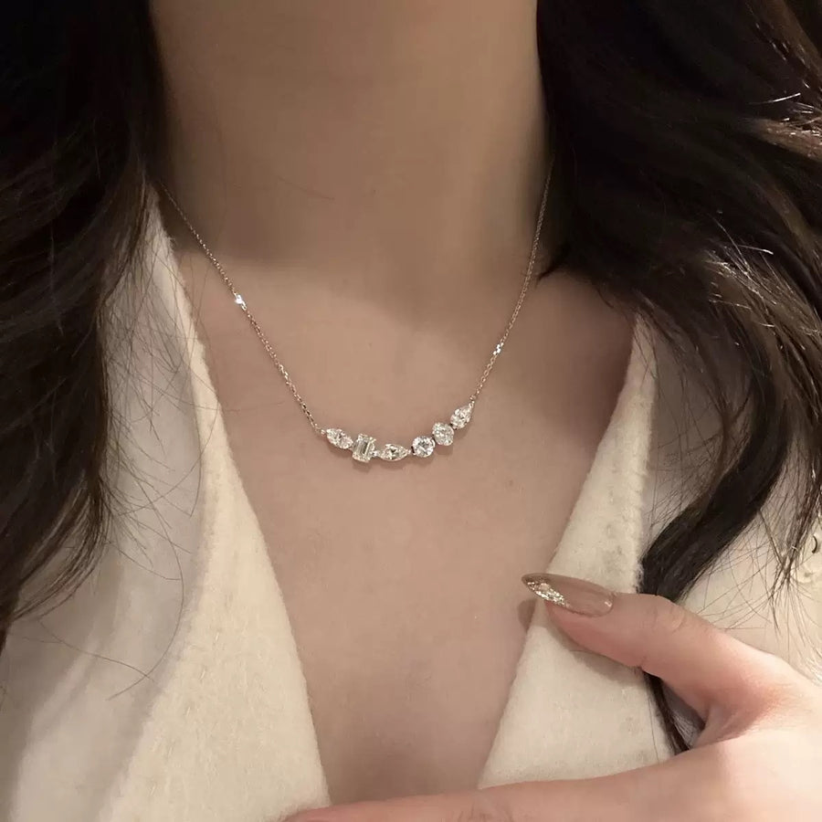BELLAR NECKLACE