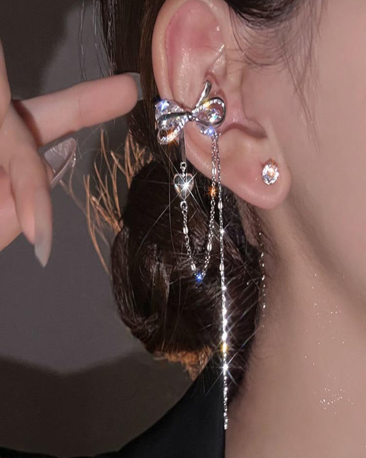 Butterfly ear cuff